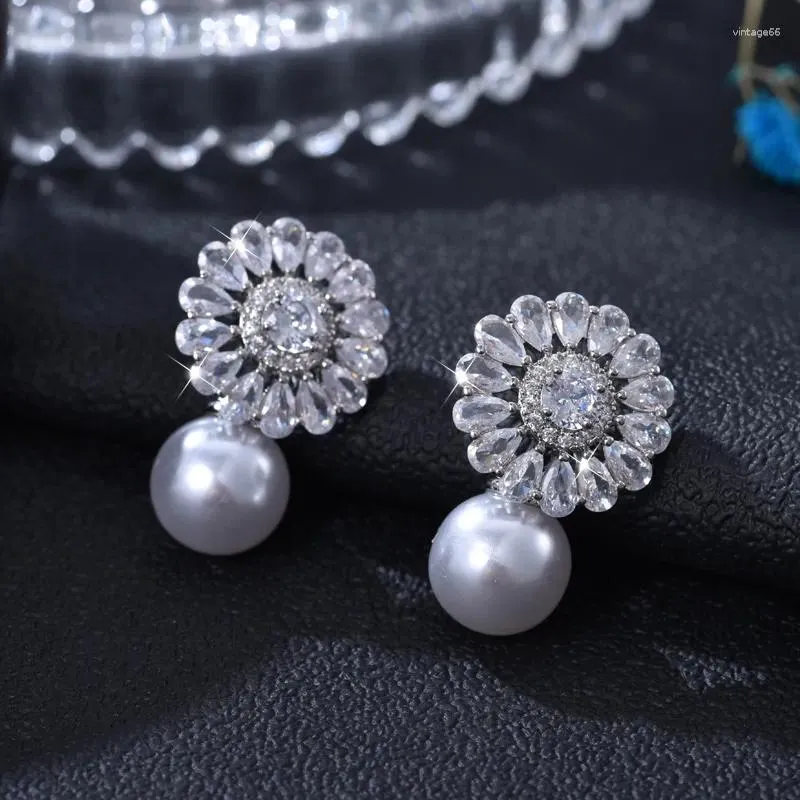 Dangle Earrings Cubic Zircon Flower Pearl Drop Women HinflowerEaring Charms Jewelry 2023 Trend Wedding for Brides