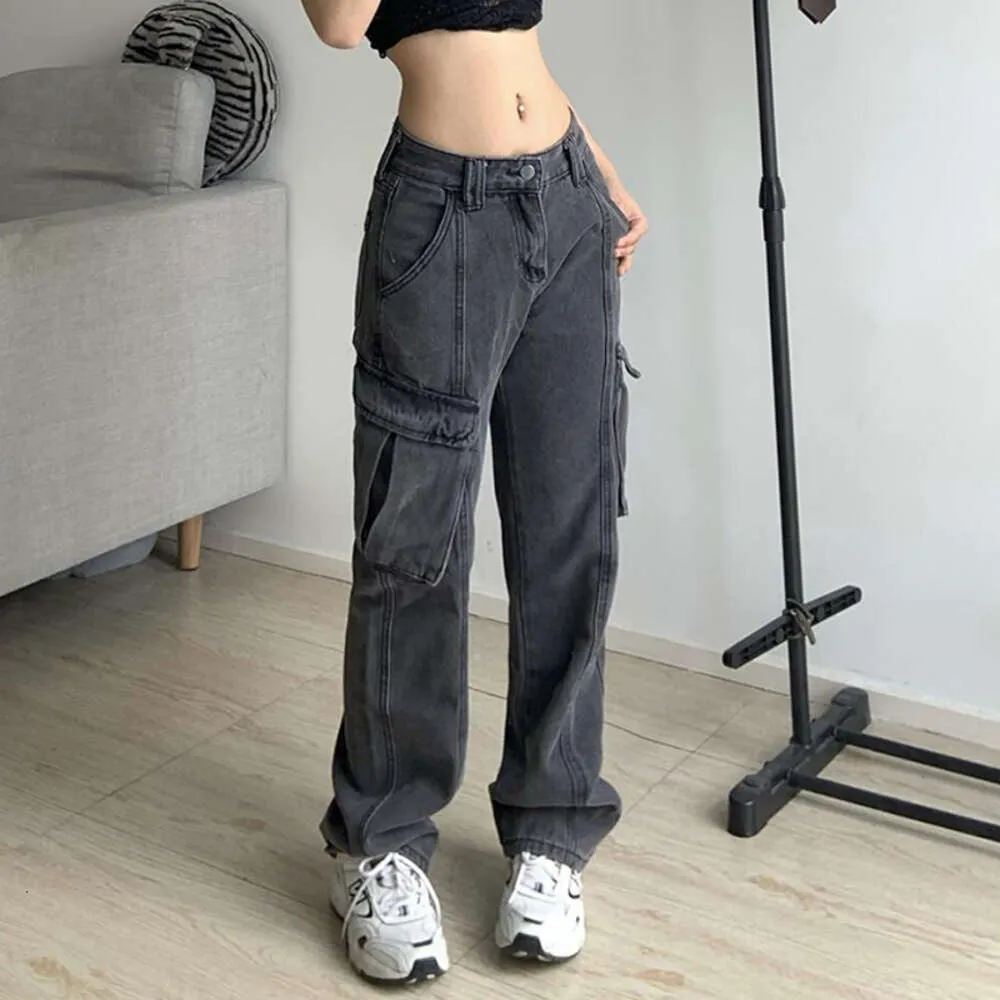 Pantalon avec poche sur les jambes femme sale