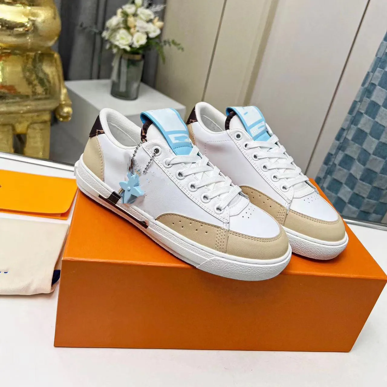 New Charlie Sneakers المطاط الخارجي المصنوع يدويًا مصممة مصممة فاخرة من مصمم العجل القماش الرجال أحذية عرضية أحذية غير رسمية 35-45 03