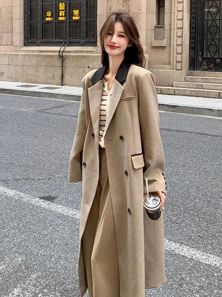 Trench da donna Cappotto moda Laple Allentato doppio petto Bottoni neri Jag Giacca a vento tinta unita Autunno 2023