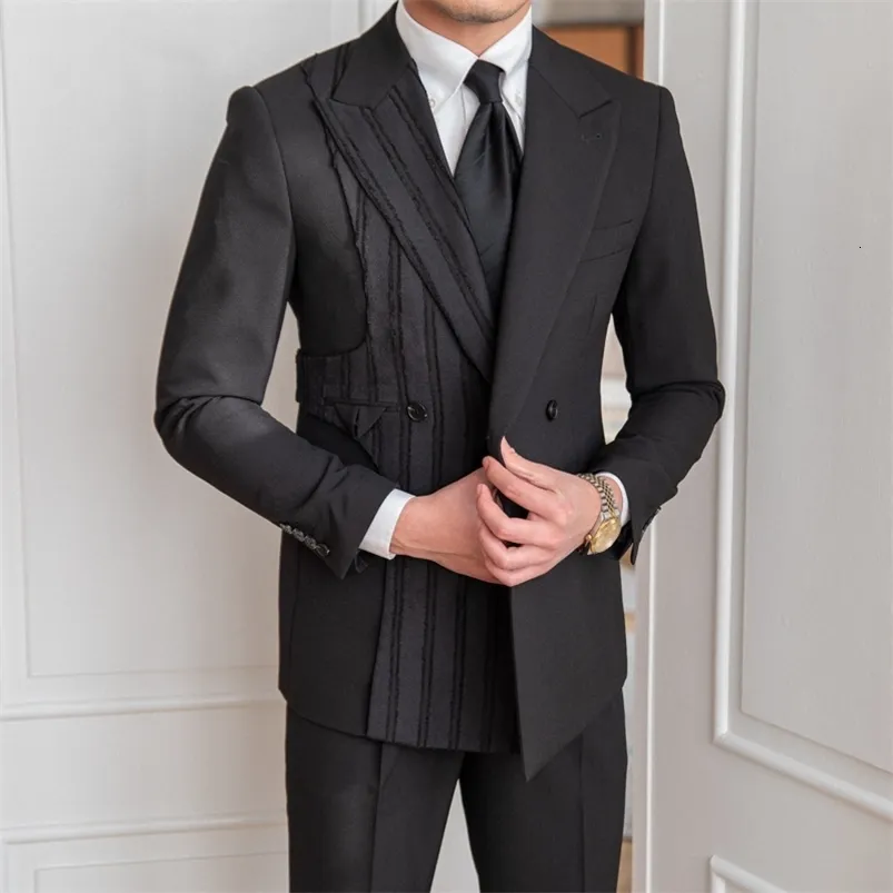 Contrast mens three piece suit – Uomo Attire