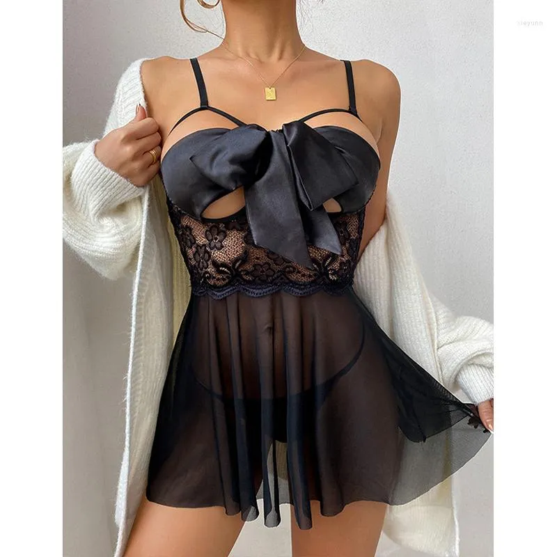 Vestidos de trabalho sexy floral conjunto de camisola para mulher cinta de espaguete oco sem costas mini vestido tanga transparente 2 pçs rendas tentação