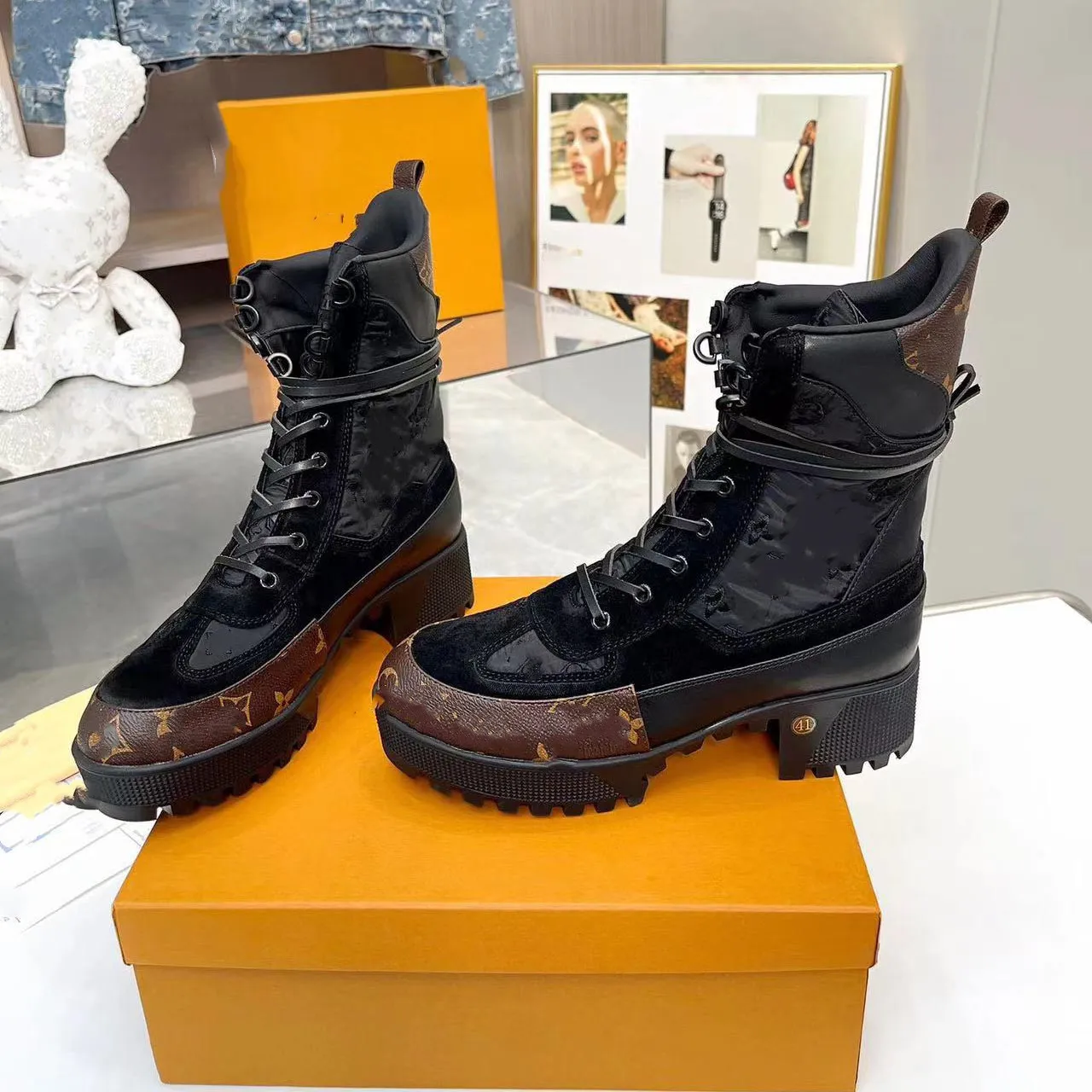 Designer plataforma deserto bota mulheres martin botas camurça bezerro lona botas bege bordado lace-up tornozelo real bezerro sapatos de alta qualidade itália sapato 08