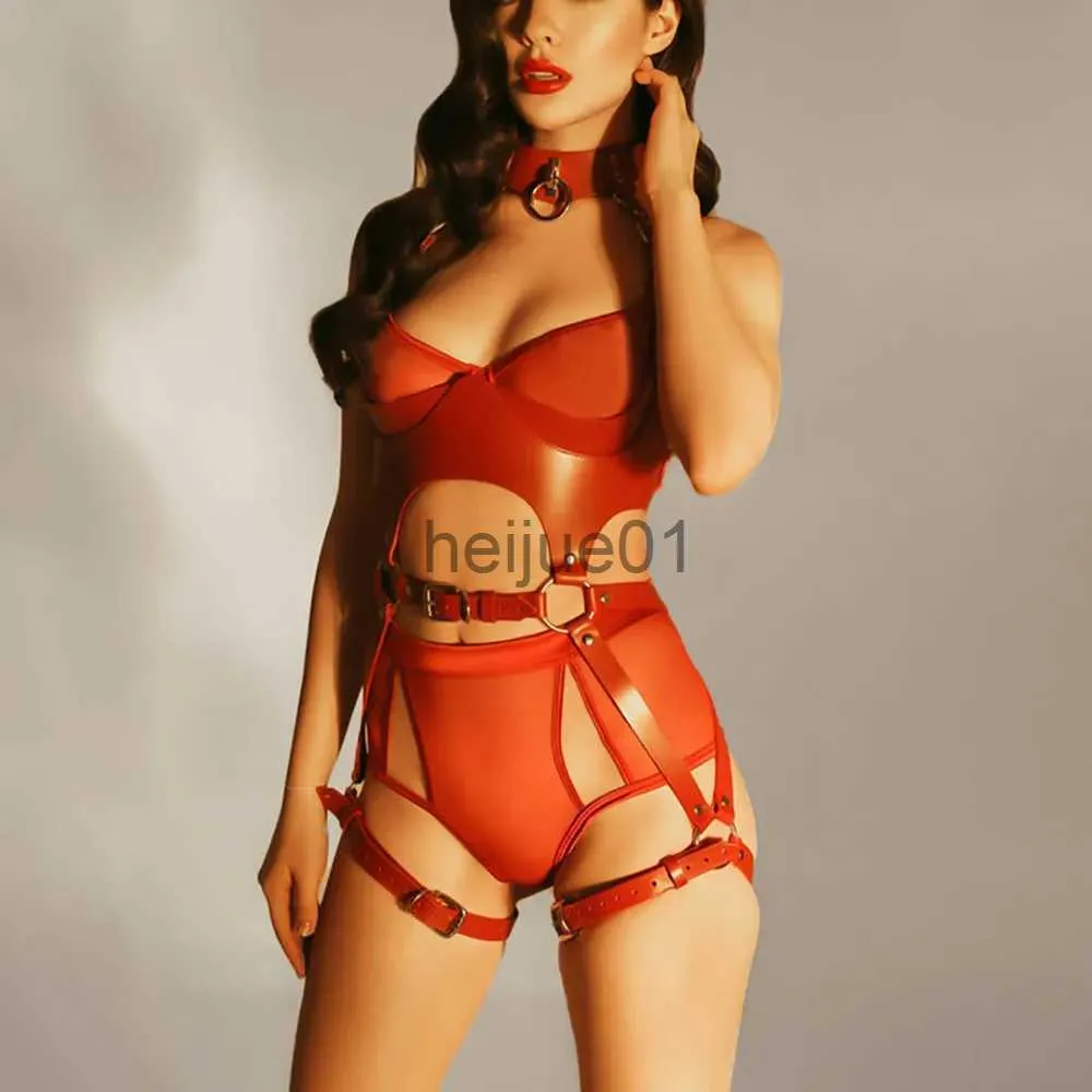 ボンデージ　ハーネス レザーボンデージハーネスセット 調整可能なサスペンダー、ブラジャーケージ、金属ベルト 女性向けのセクシーなクラブウェアを￥2,829 | DHgate