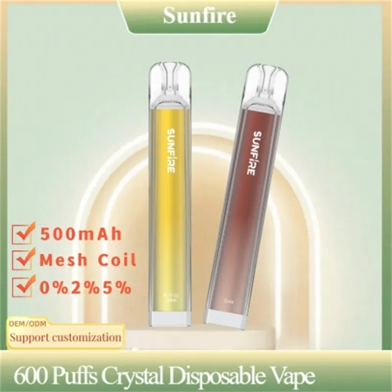 Original Sunfire Crystal Puffs 600 engångsvapen Pen E Cigarettinladdningsbart batteriets luftflödesstyrningsmaskspole 2 ml 700 Puff Big Vapor Kit 6 smaker Skickor på 4 dagar