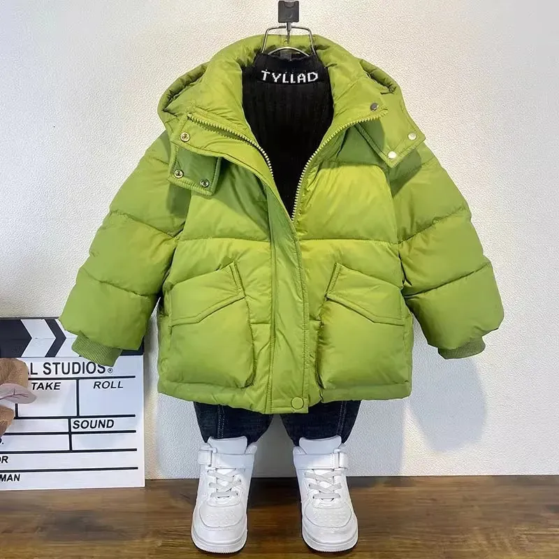 Donsjas Winter Dikke Warme Jas Jongens Plus Fluwelen Capuchon Katoenen Kinderkleding Kinderen CottonPadded Parka Snowsuit Bovenkleding 230928