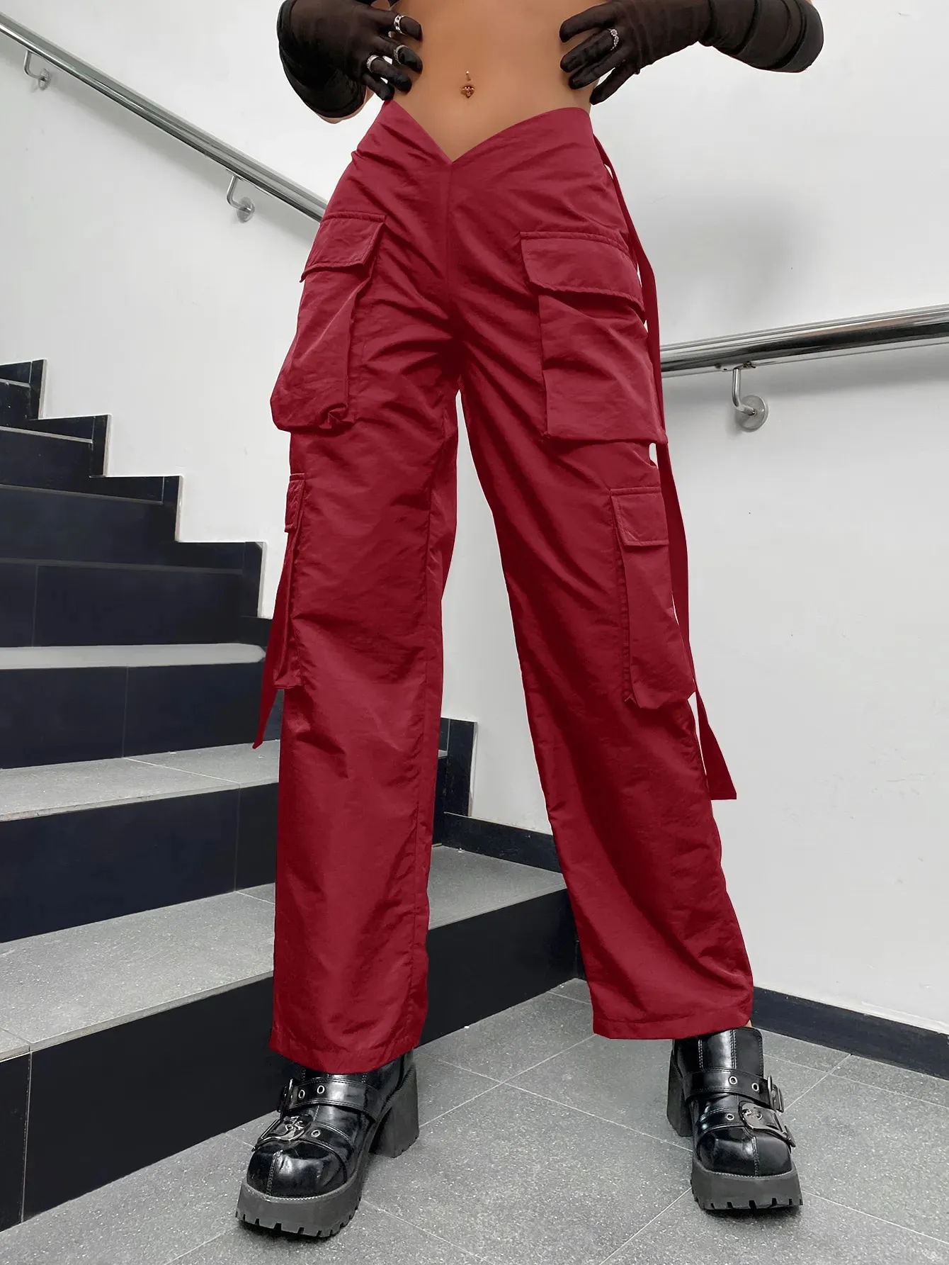 Womens Fashion Cargo Pants With Flap Pocket And Side V Waist Street Vibes  Tape, Solid Parachute Jogger Ladies Cargo Trousers Primark Mujer Style  #230927 From Daye01, $13