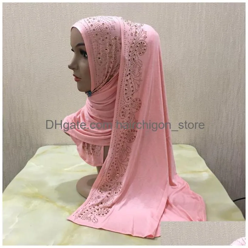 Accessoires de cheveux Femmes musulmanes Longue écharpe Strass Coton Hijab Head Er Wrap Chapeau de prière arabe Châles Foulards Étole Foulard Turban Dh8Ri