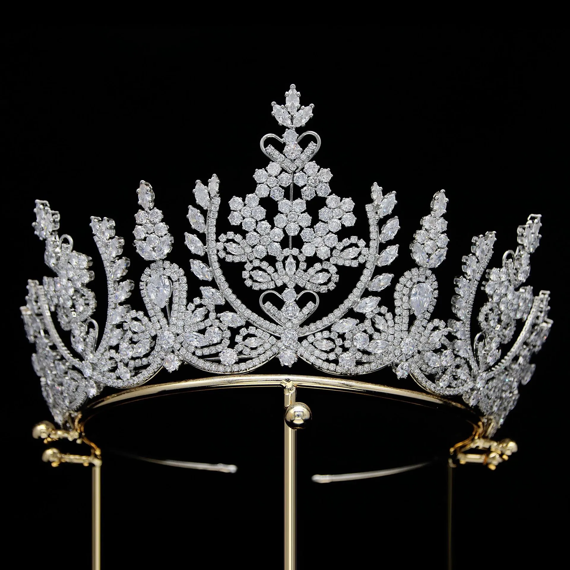 Diadème de mariage en cristal pour femme, couronne en or rose, bandeau de reine royale en métal, princesse, mariée, Quinceanera, anniversaire, bal, concours de beauté, déguisement d'Halloween, cosplay