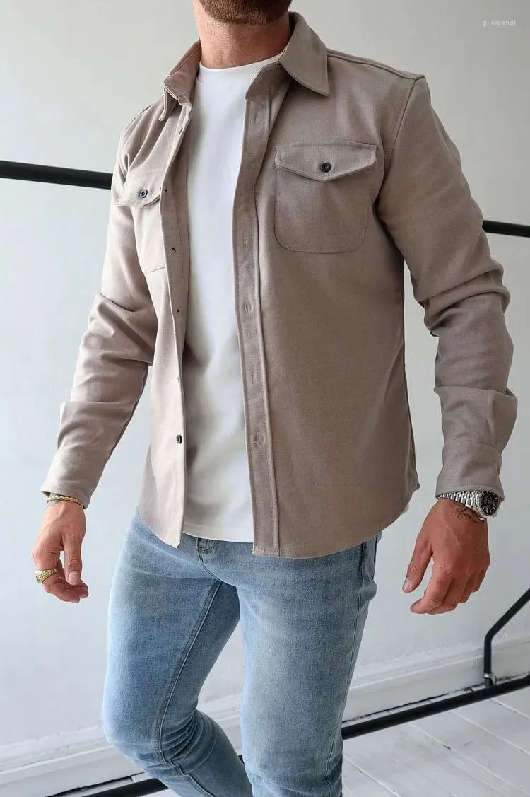 Camisas casuales para hombres Otoño Hombres Chaquetas Moda Sólido Manga larga Abotonado Cuello de giro Abrigos para hombre Perezosos Ropa exterior Ropa de calle masculina