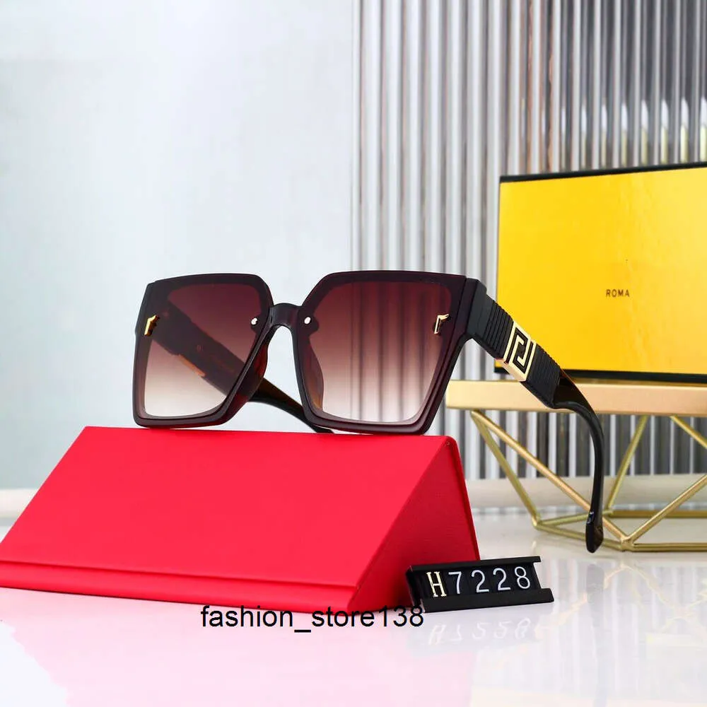 Sonnenbrillen, Designer-Sonnenbrillen für Damen und Herren, Hyperlight-Brillen, Mode-Modell, spezieller UV-400-Schutz, breites Bein, PC, großer Rahmen, Outdoor-Marken, Design-Sonnenbrillen