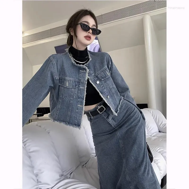 Abiti da lavoro Abito da ragazza coreano Abito da donna in pile autunnale Girocollo Cappotto corto in denim Vita alta Gonna lunga versatile Moda Set a due pezzi