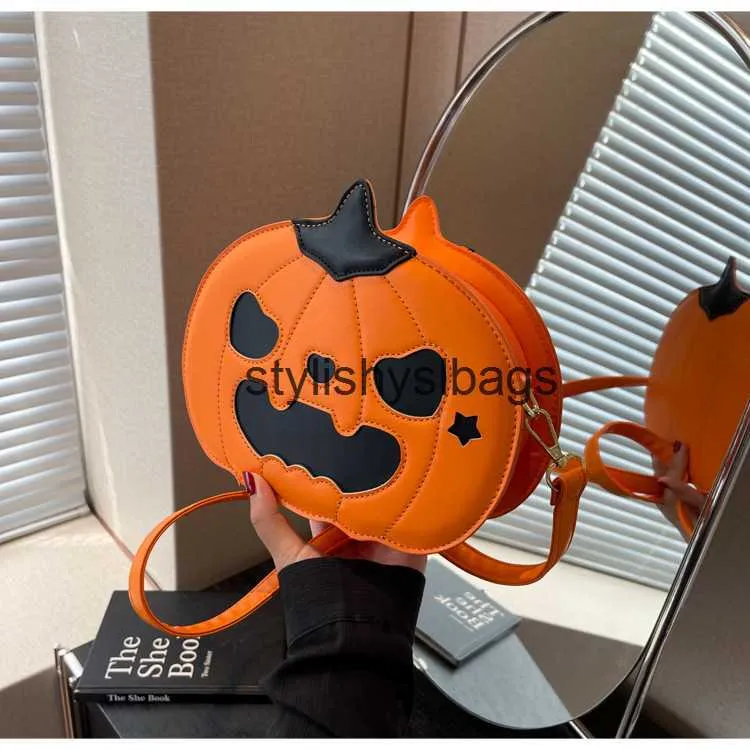 Totes Halloween Creative Funny Pumpkin Bag 2023 Autumn New Women's Bag Trendy Cool Shoulder Crossbody Bagstylishyslbags