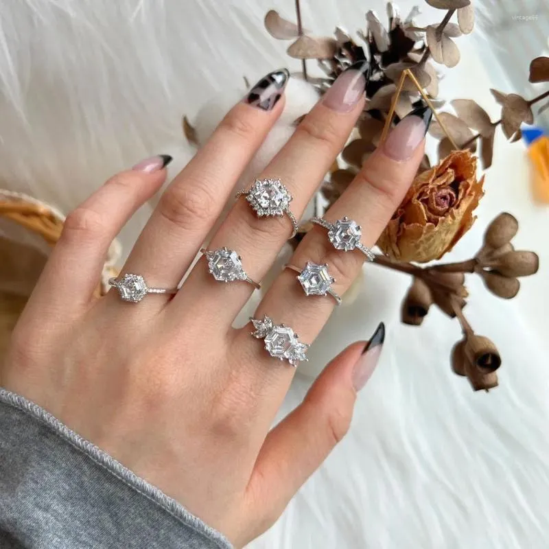 Trouwringen Dames 925 zilver Glanzend Sneeuwvlok Zirkonia Verlovingsfeest Trendy Luxe Geometrisch Klassiek Bruid Grote diamanten ring