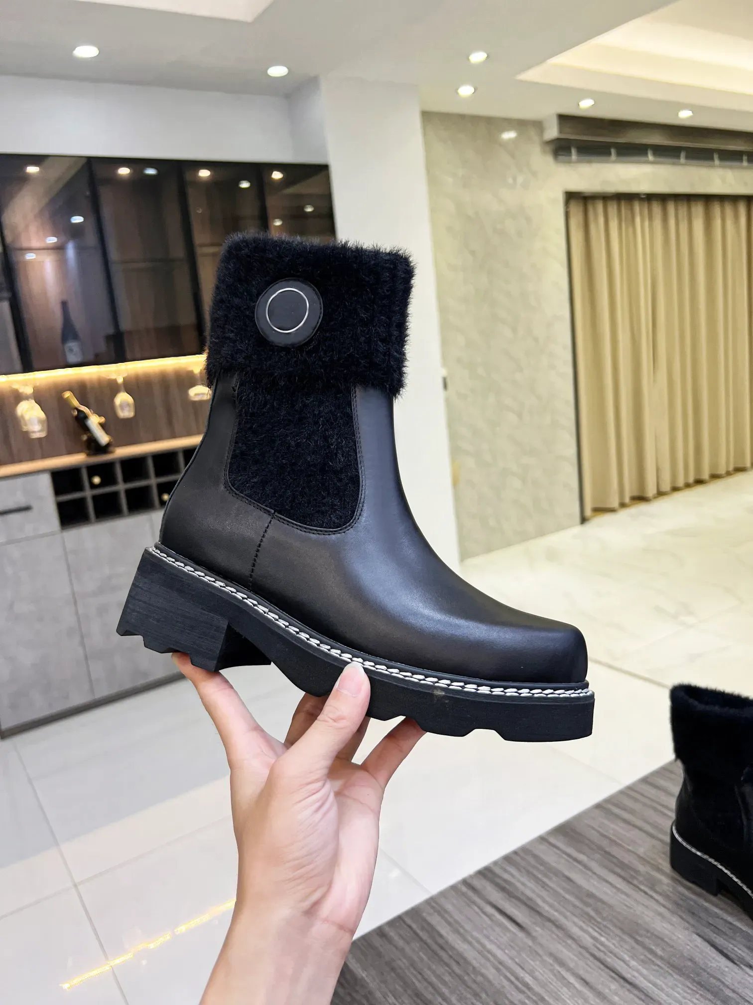 Designer Boots Women Thick Sole Luxury Brand Fashion Black Boots New Trend Chelsea Motorcycle Riding Boots Casual Outdoor Size 35-41