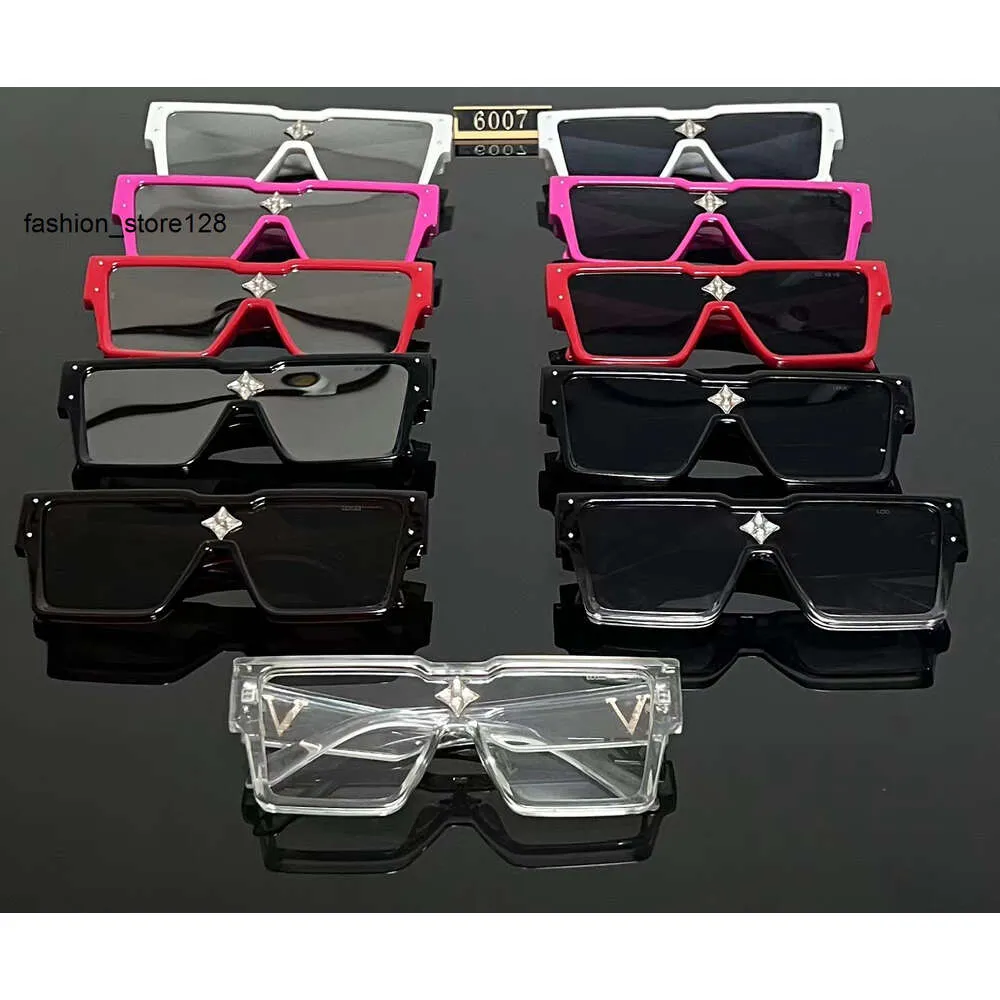 Дизайнерские солнцезащитные очки для женщин и мужчин Модная модель Специальная защита UV 400 Буква с большой рамкой с двойной балкой Наружные бренды Дизайн Солнцезащитные очки из сплава с бриллиантами 6007 Q2