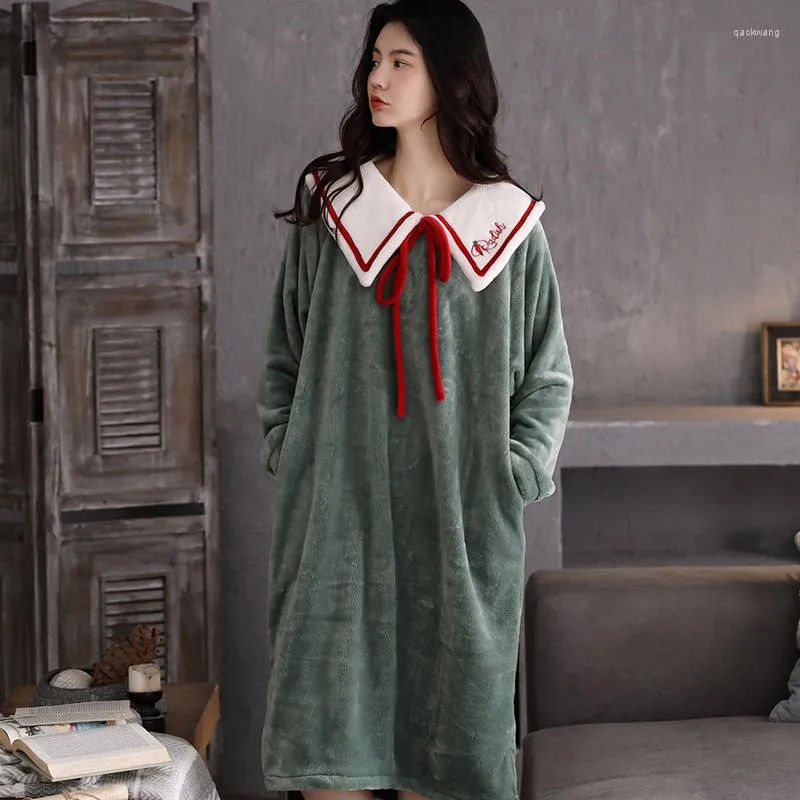 Women's Sleepwear Coral Fleece Nightdress Winter Warm Thick Flannel Nightgown Loose Girls Cute Dress Lingerie