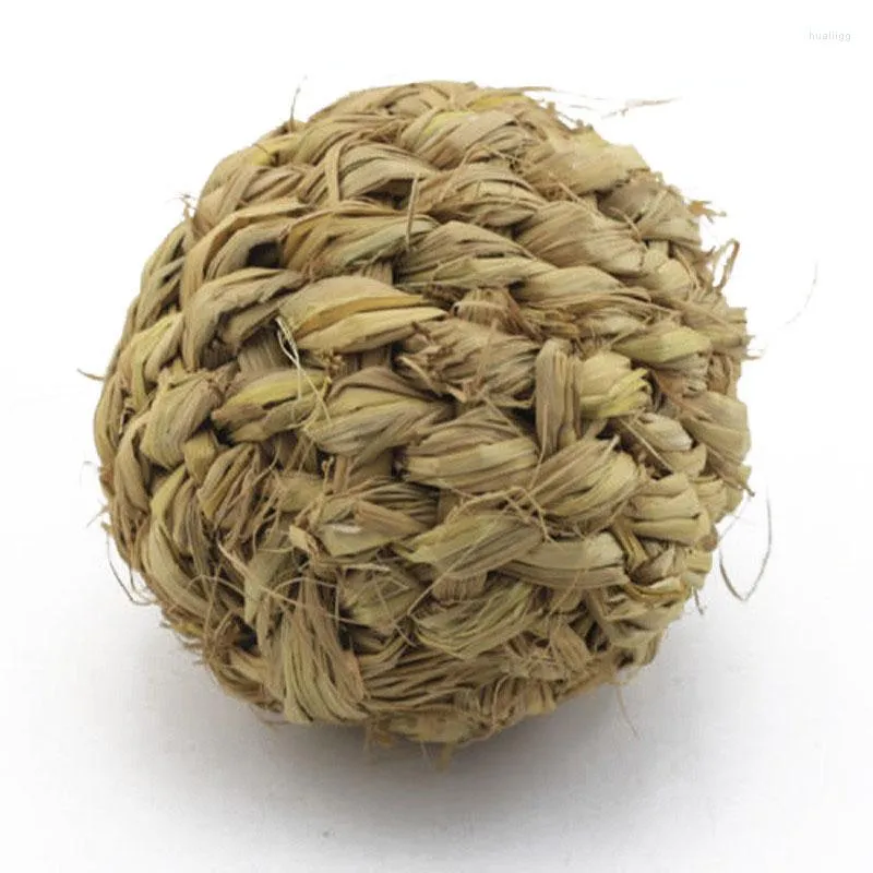 Ropa para perros Pet Chew Toy Bola de hierba natural con campana para hámster Guinea Pig Limpieza de dientes