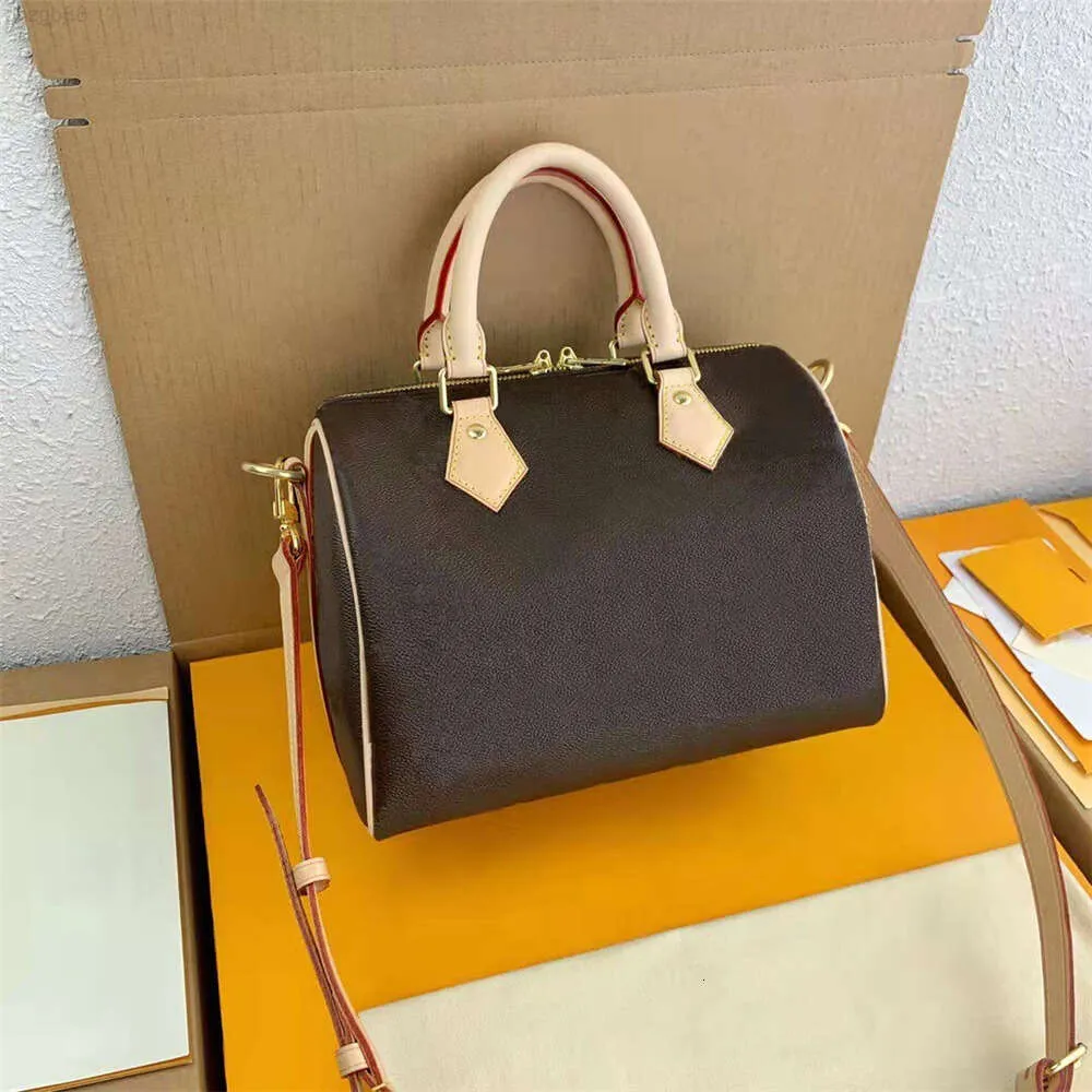 Braune Umhängetasche aus Leder mit Kissenmuster, Karomuster, Damen-Schultertasche, Speedy Keepall Schultertasche, Designer-Luxus-Taschen, Druck für Damen, Schloss