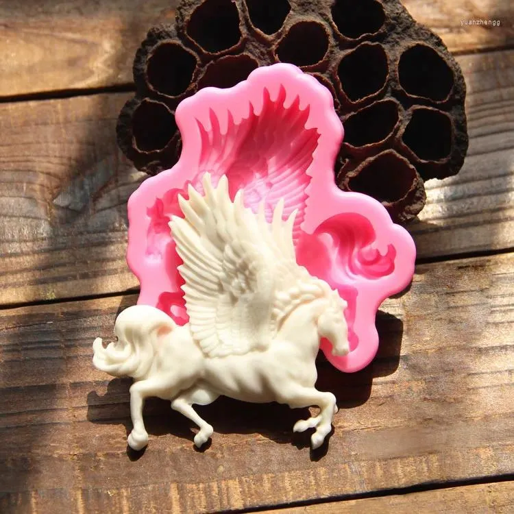 Baking Moulds Yueyue Sugarcraft 1 Pc Flying Horse Silicone Mold Fondant Cake Decorating Tools Chocolate Gumpaste