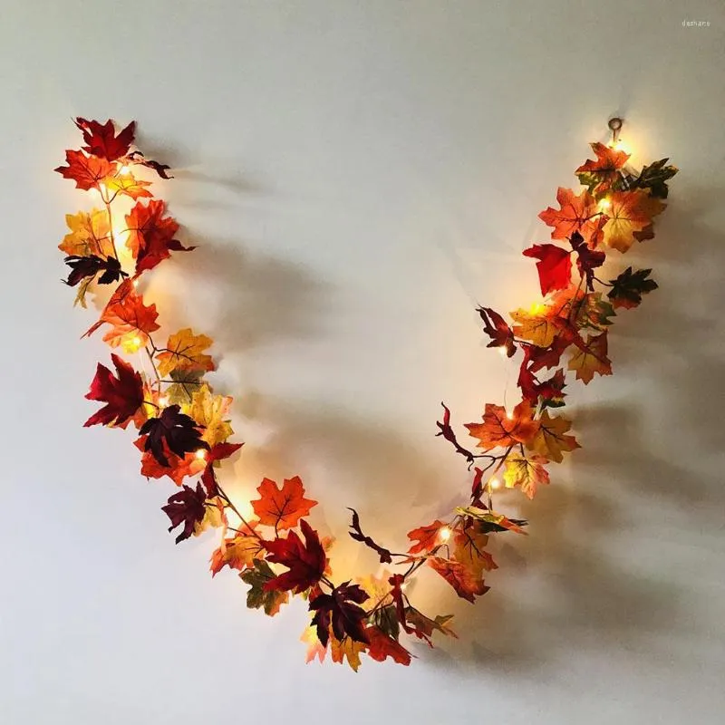 Fiori decorativi Ghirlanda artificiale Luci della stringa Autunno Lascia Autunno Appeso Vite per il matrimonio Ringraziamento Halloween Garden