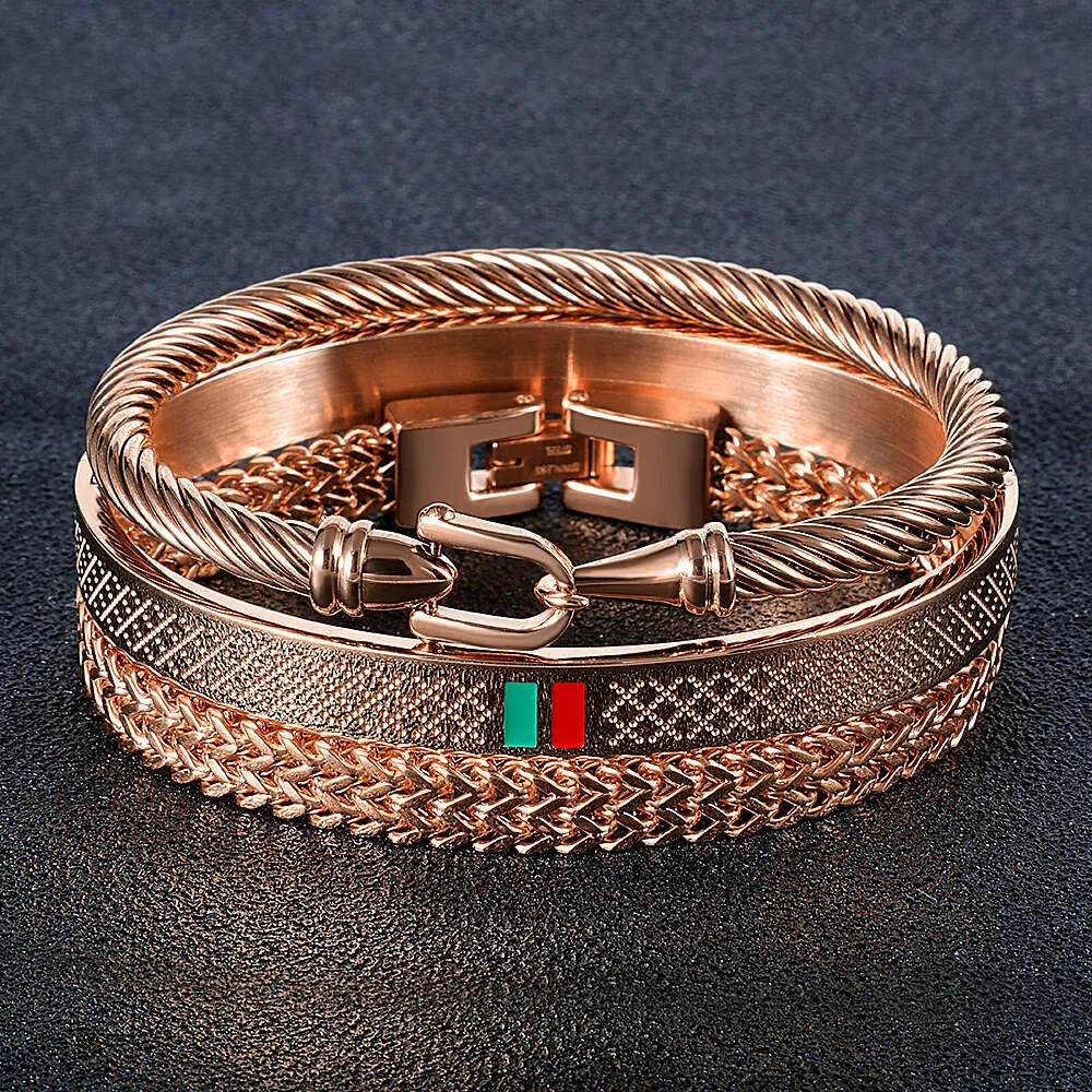Cable clearance wire bangle