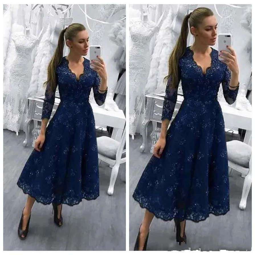 2018 Navy Blue Mother of the Bride Dresses v Neck Long Sleeves Lace Lace Sheded Wedder Wedding Guys Tea Lenight Orvid Evening Dons257z