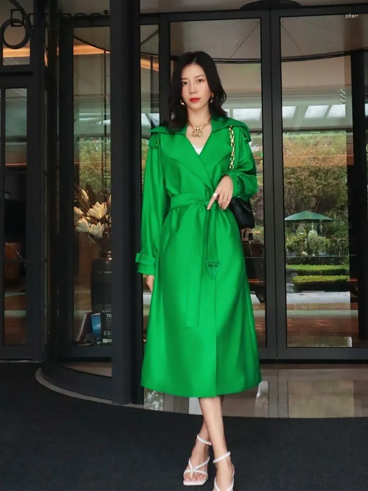 Women's Trench Coats 2023 Spring Luxury British Style Lapel Pocket Lace-up Long Coat Women Classic Loose Drooping Green Female