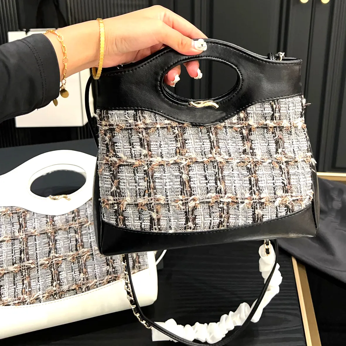 Fashion Canvas Bags 24A Luxury Bag 31Bag Tweed Women Fur Splice Handbag Metal Chain Bag Underarm Bag Cross Body Luxurys Designer Bags Shoulder Bag Purse The Mini Totes From 22 61 DHgate