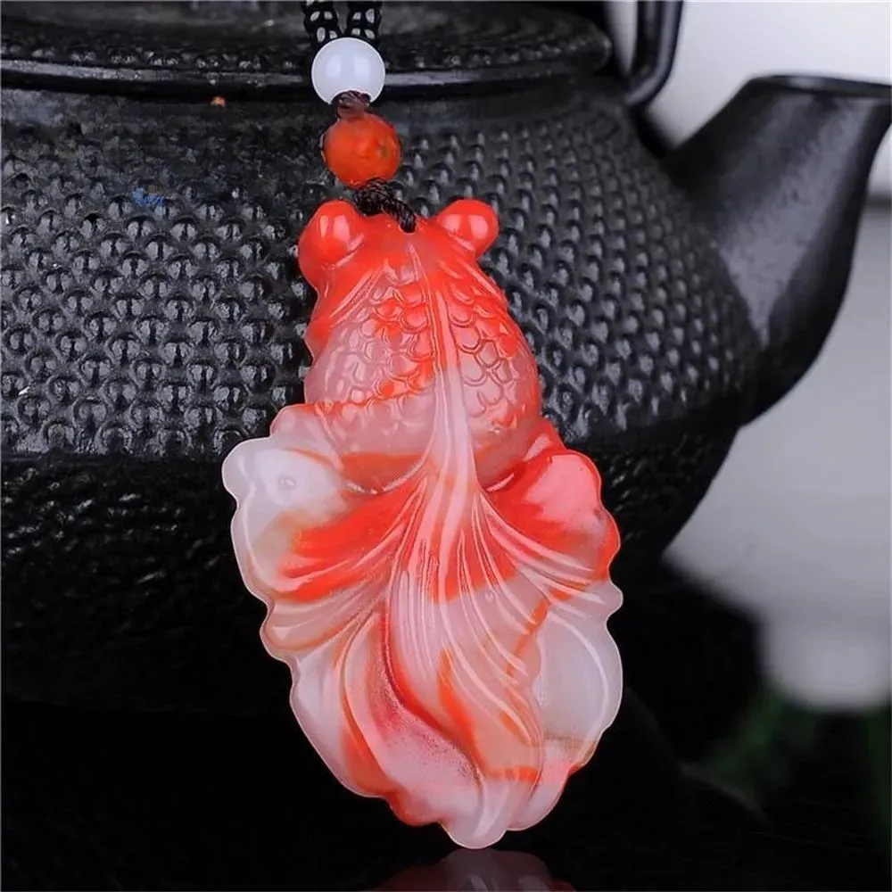 Natürliche Hetian bunte Jade schwimmende Blume Goldfisch Koi Anhänger exquisite Modeschmuck