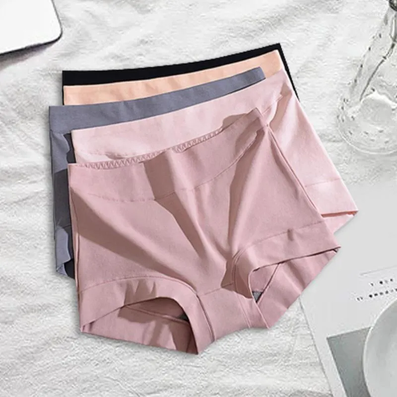 Sous vetement femme usagé sales