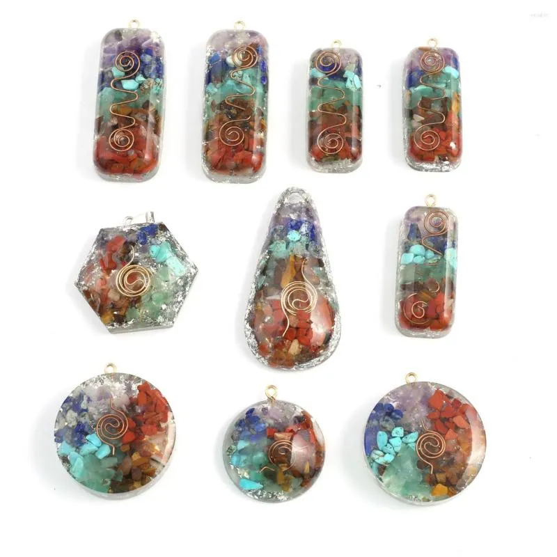 Hanger Kettingen 3 stks/partij Natuurlijke Kristal Mix Vorm Kleurrijke Kunstmatige Steen Bedels Voor Vrouwen Mode-sieraden Cadeau