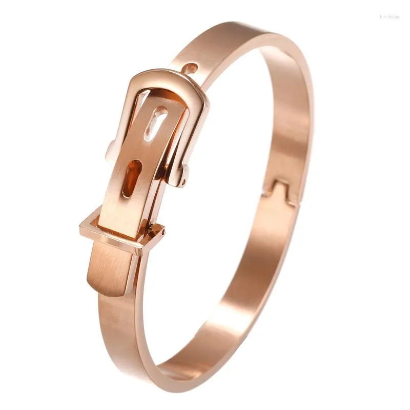 Bangle 2023 Rose Gold Black Mutiple Color Big Wide Unique Justerable Belt Puckle Unisex Dainty for Wedding Present smycken