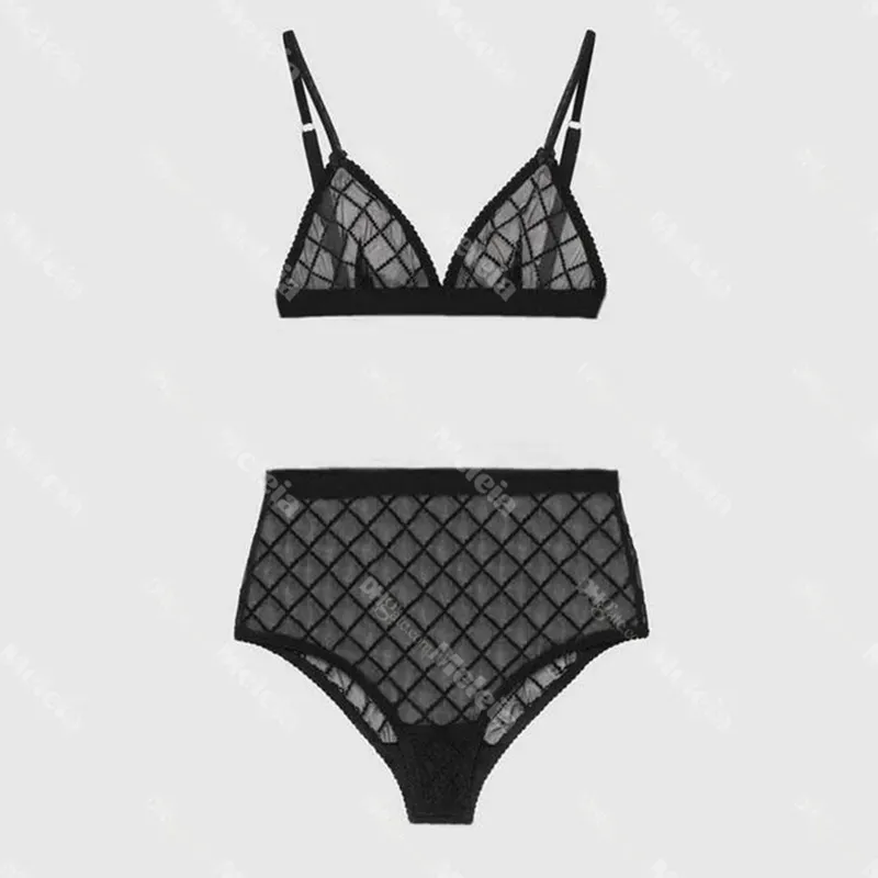 Lettre de luxe pour femmes Sous-vêtements en maille Sexy Femmes Nouveaux vêtements de nuit Sous-vêtements respirants Femmes élégantes Lingerie Chic Designer Ensemble de soutien-gorge en dentelle pour cadeau d'anniversaire Sjl3