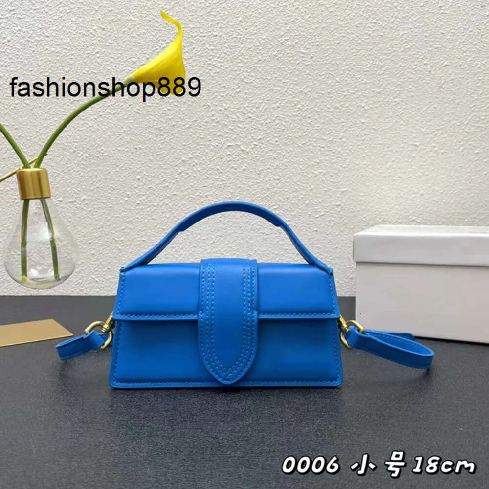 Nouveaux sacs de soirée produit sac à bandoulière de poche design de niche ins mode allmatch sacs à rabat rectangulaire oneshoulder messager petit sac carré mini rouge à lèvres packa