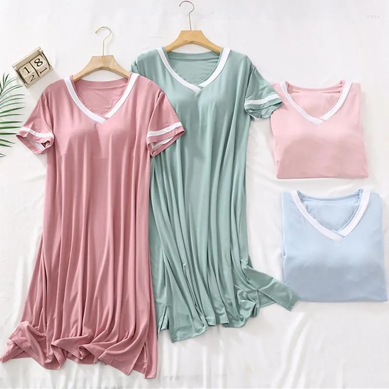 Kvinnors sömnkläder Summer Modal Nightdress Chest Pad V-Neck Kort ärm Sleep Dress Home Wear Nightshirt Kvinnor Lossa bekväma nattklänningar