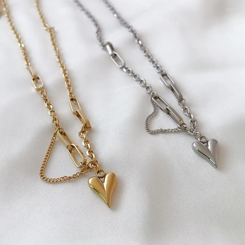 Pendant Necklaces Origin Summer Vintage Metal Love Heart Necklace For Women Fashion Asymmetric Chain Jewelry Accessories