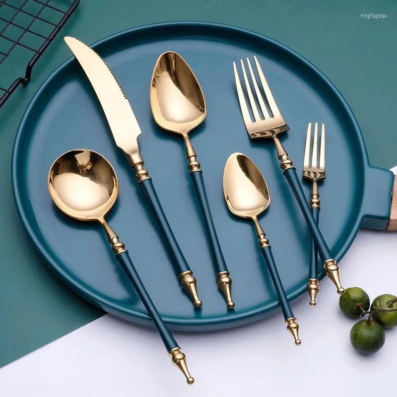 Set di stoviglie Fine Simple Set di posate in metallo Bistecca Western Quattro pezzi Cucchiaino da caffè Europeo El Golden Stoviglie Prodotti separati