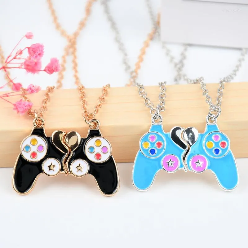 Подвесные ожерелья 2PCS/SET Game Console Handle Magnet Friend