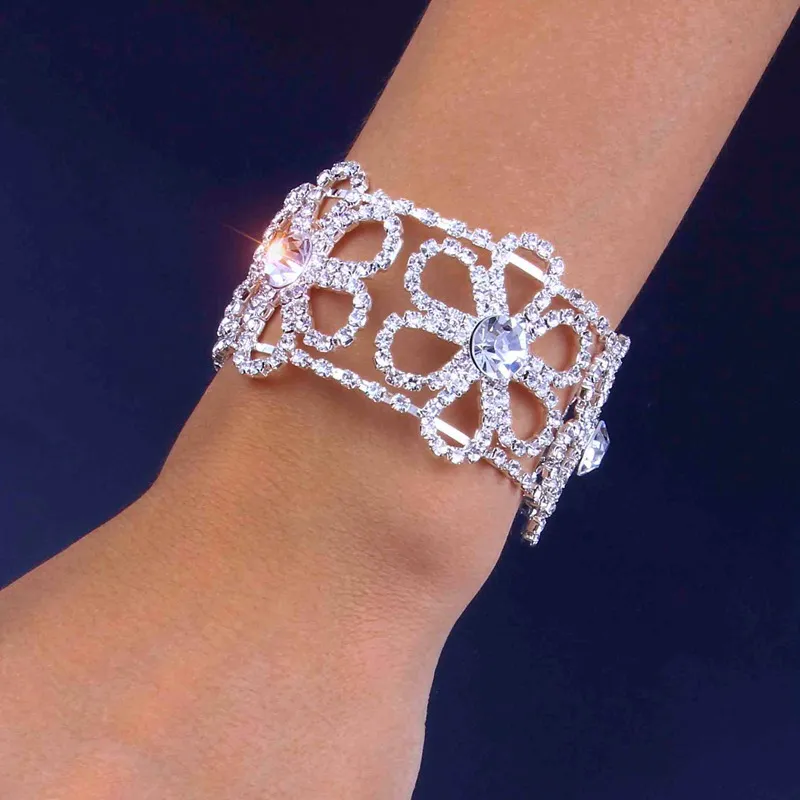 Festive Versatile Rhinestone Full Diamond Hollow Out Floral bracelet Bracelet Personality European and American Women's Accessoires