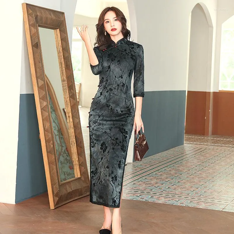 Abbigliamento etnico Velluto sudcoreano Abiti Qi Pao neri Vestito lungo cheongsam tinto in cravatta Migliora gli abiti Pizzo tradizionale cinese