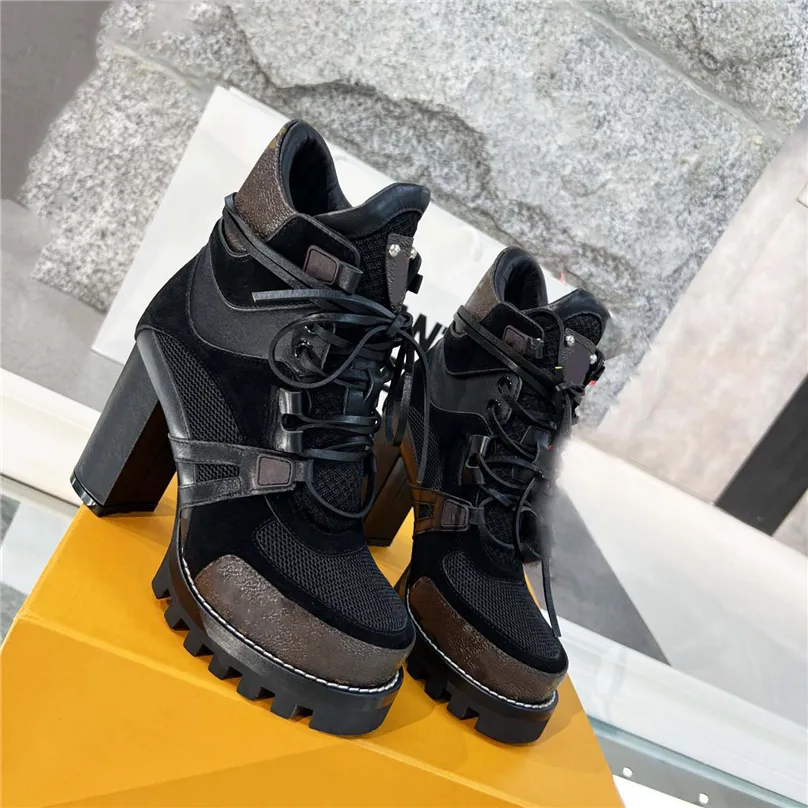حذاء نسائي بتصميم مبدع من Star Trail حذاء للكاحل من المطاط المطاطي براءات الاختراع والجلود بكعب عالٍ مكتنزة برباط من Martin Ladys حذاء رياضي شتوي مع صندوق أصلي