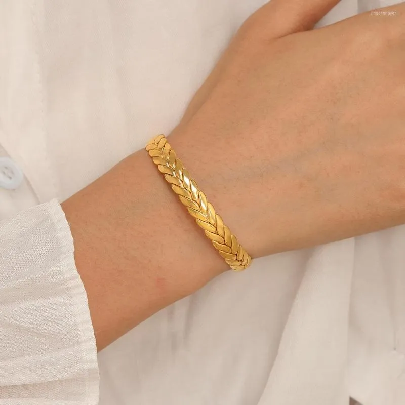 Bangle 2023 mode eenvoudige tarwe voor vrouwen roestvrij staal 18k goud vergulde opening verstelbare c vorm sieraden cadeau