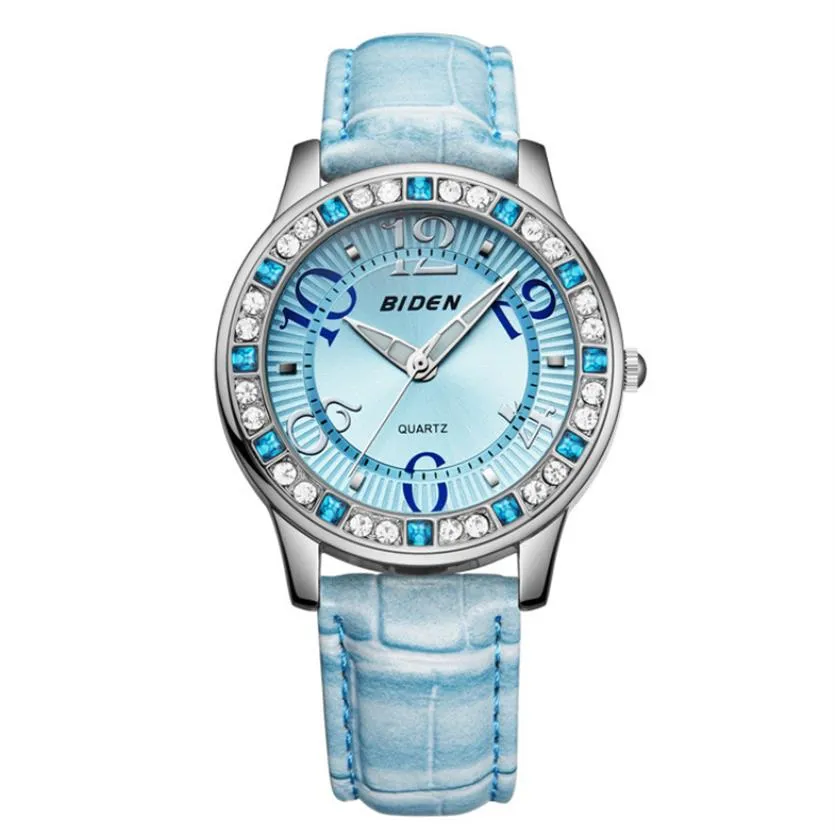 Woman Casual Luminous Relógio à prova d'água Sports Sports Watches Strap Blue Rhinestone Dial Dial Dress Vestido Wristwatch275Y