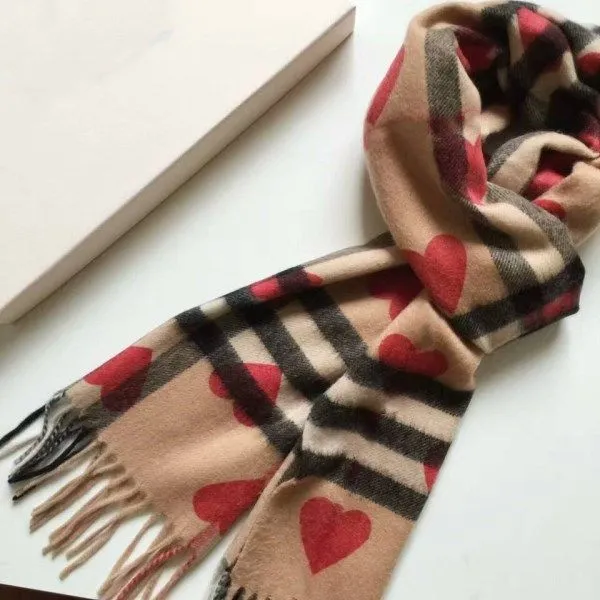 Designer Scarf Classic Plaid Luxury100% Cashmere Tassel Designers Scarvs Scarfs Shawl Sciarpa för vinterkvinnor och män