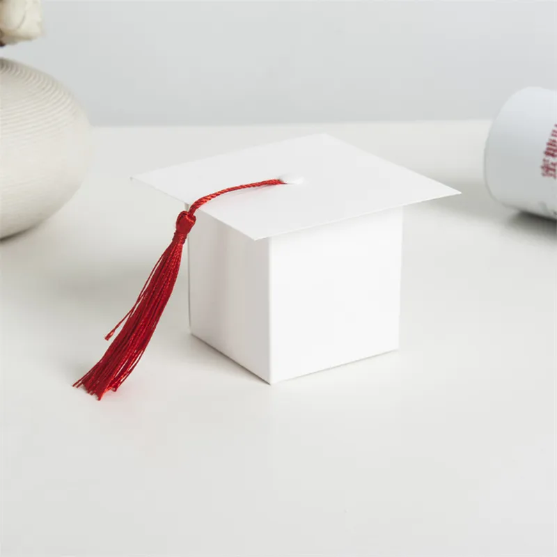 Anpassad examenhatt med Tassel Box Candy Chocolate Party Favor Boxes With Blue White Black Color A366