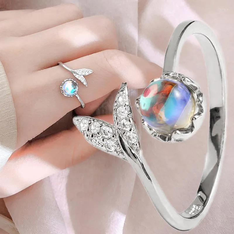 Klusterringar Fashion Färgglada Opal Ring Bröllopsmycken Justerbar öppen kristall Mermaid Rhinestone Tail For Women Ladies Finger Finger