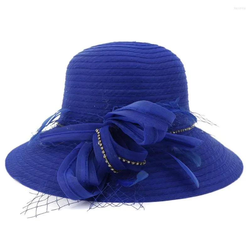 Berets X148 Women's Bucket Hat Wide Brim Travel Sunshade Sunshade Feather تزيين السياحة الشاطئ