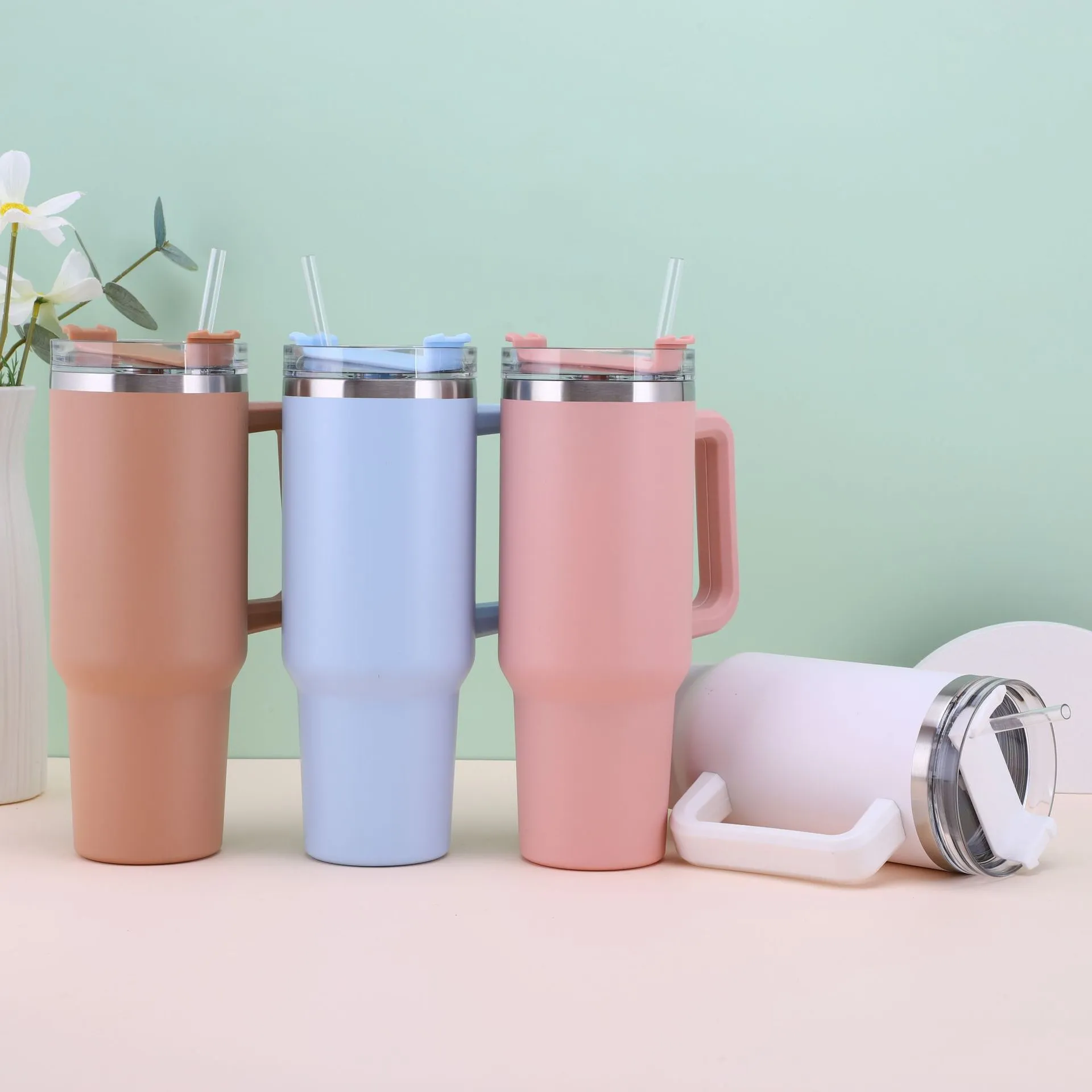 BOZ 40 oz – gobelet avec poignée et couvercle à paille, bouteille d'eau isotherme en acier inoxydable, tasse de voyage réutilisable, idéal pour les boissons chaudes et froides (noir) | Best Buy Canada