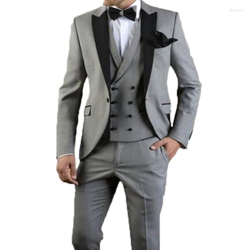 Trajes de hombre Gris Slim Fit Boda para hombres 3 piezas Novio personalizado Esmoquin Solapa en pico Hombre Ropa de moda Conjunto Chaqueta Chaleco con pantalón